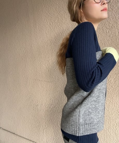 finger hole lib knit