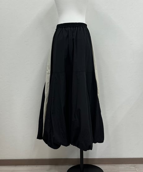 バックメッシュパーカーベスト＋Amu2ウェイタンクトップ＋サイドラインバルーンスカート