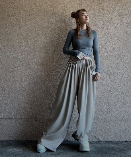 pleat wide pants