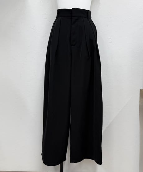 estertwill tuck pants