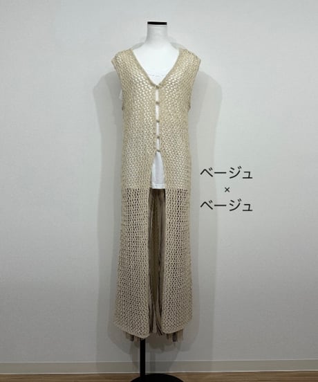 サマーニットジレ＋Amu2ウェイタンクトップ＋リネンタッチストライプパンツ