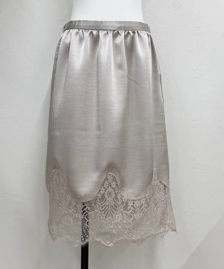 hemlace satin skirt