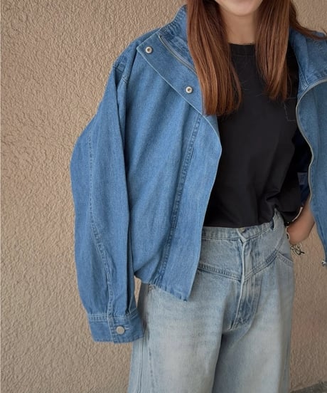 【Amu】square logo Tshirt