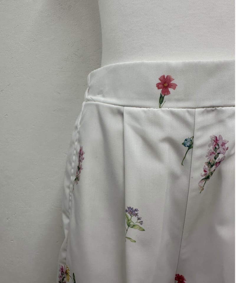 amu専用ページ ブルー スムースレザー Ami De Coeur ジップ カードホルダー