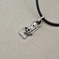 W-Fin&Mask Pendant
