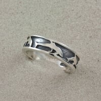 Dolphin Round Ring