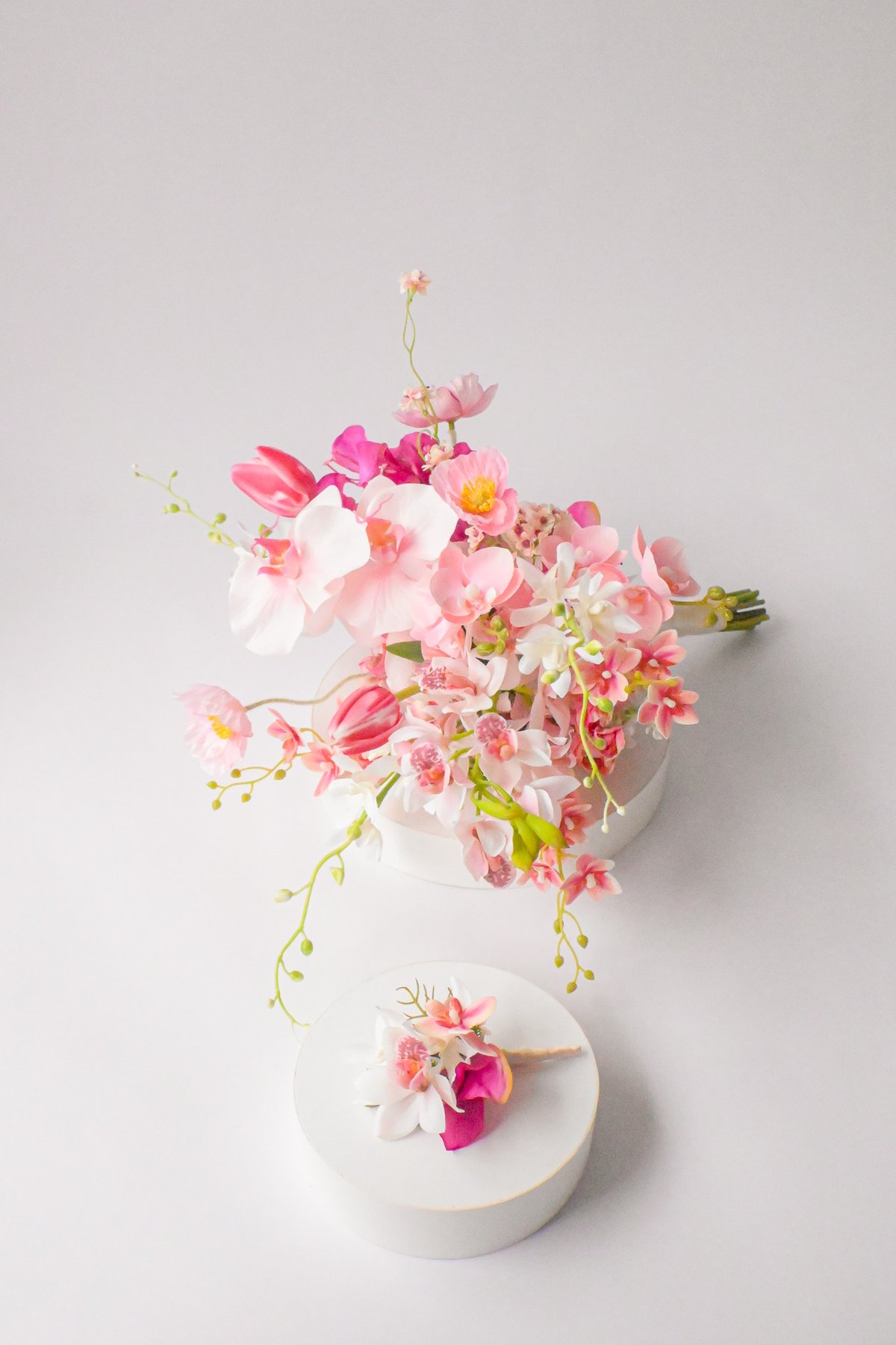 スパイラルピンクのブーケ | 造花ブーケ ウェディングブーケ 持ち込み