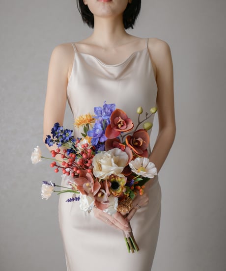 ブルー×オレンジのオータムカラーブーケ｜造花ウェディングブーケ・秋婚・前撮り
