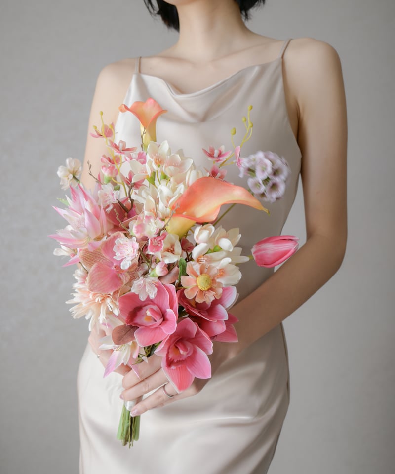 トロピカルカラーのスワッグブーケ | 造花ブーケ ウェディングブーケ