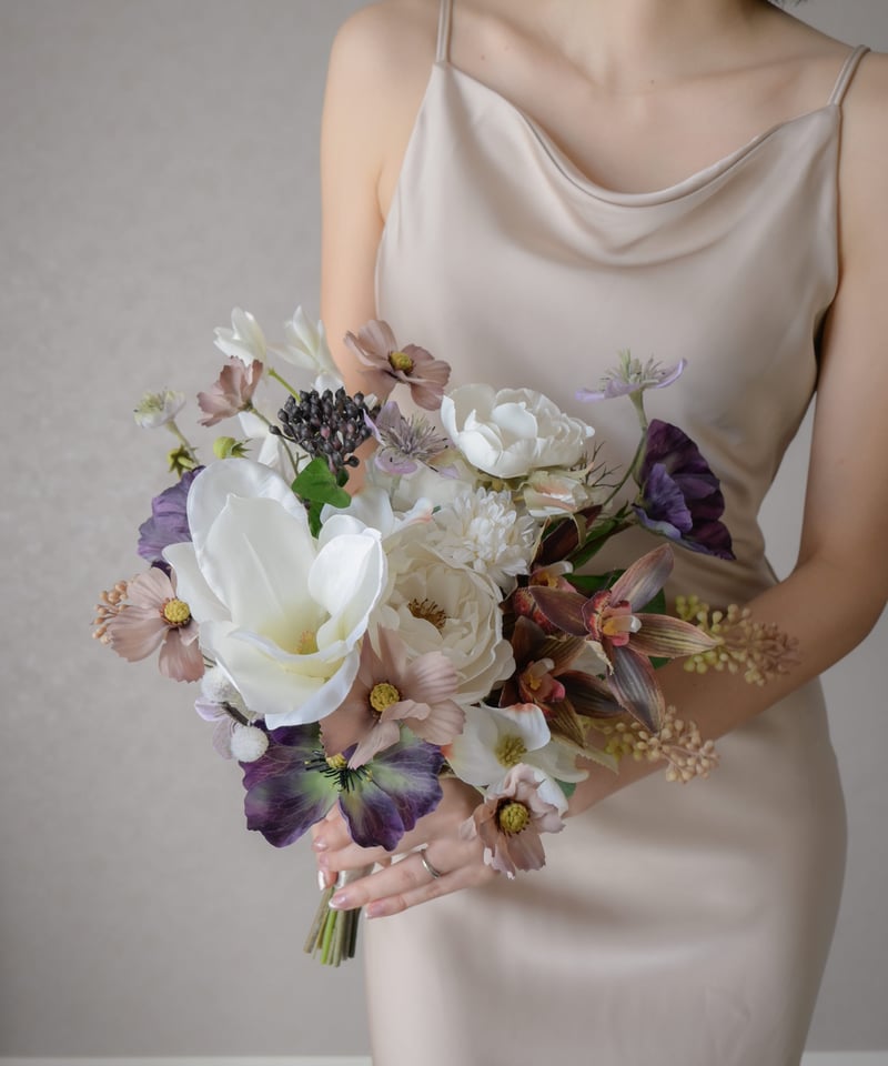 ホワイトポムのブーケ | 造花ブーケ ウェディングブーケ 持ち込み