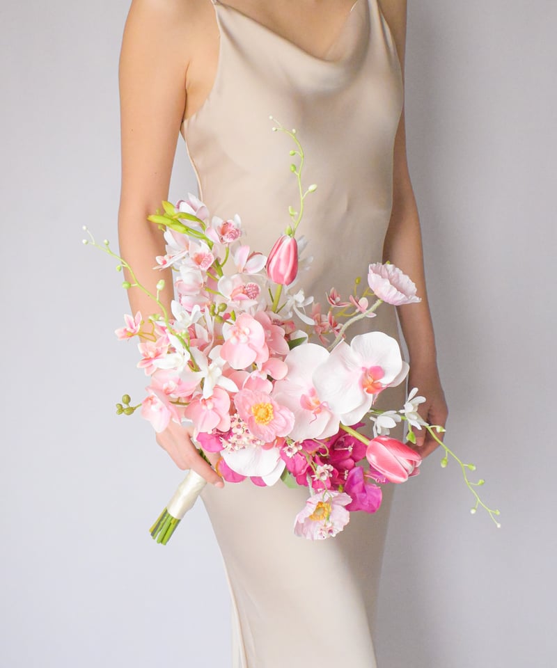 スパイラルピンクのブーケ | 造花ブーケ ウェディングブーケ 持ち込み