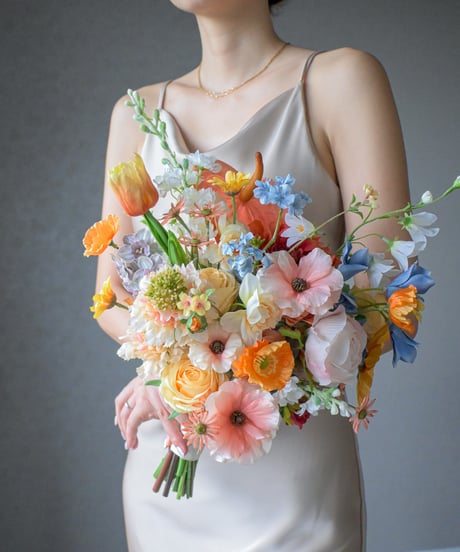 オレンジチューリップ × イエロー小花 造花ブーケ｜チューリップ　コスモス　ポピー｜ホテル婚 夏ウェディング　カジュアルウェディング