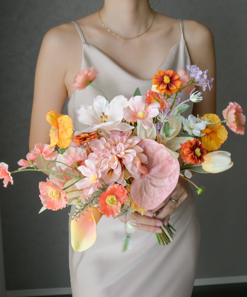 アーティフィシャルフラワーブーケブートニアピンクオレンジぴょんぴょん