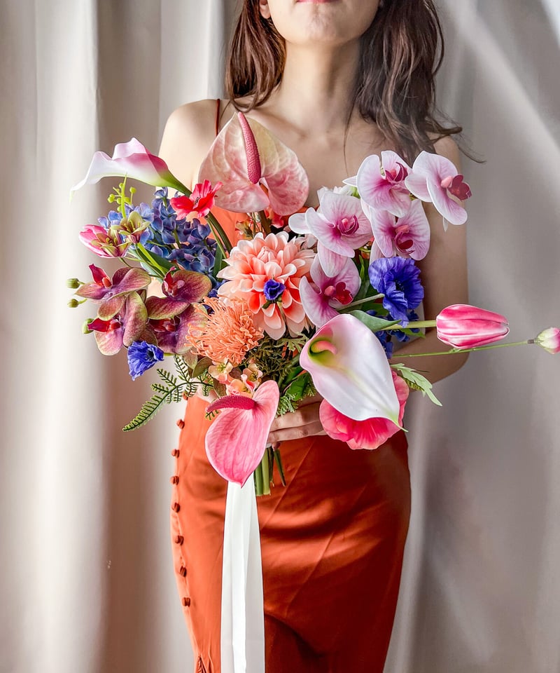 ウェディングブーケ　DOILLE_DOILLETTE 造花ブーケ 受注生産 】 モダントロピカルなブーケ| 造花ブーケ