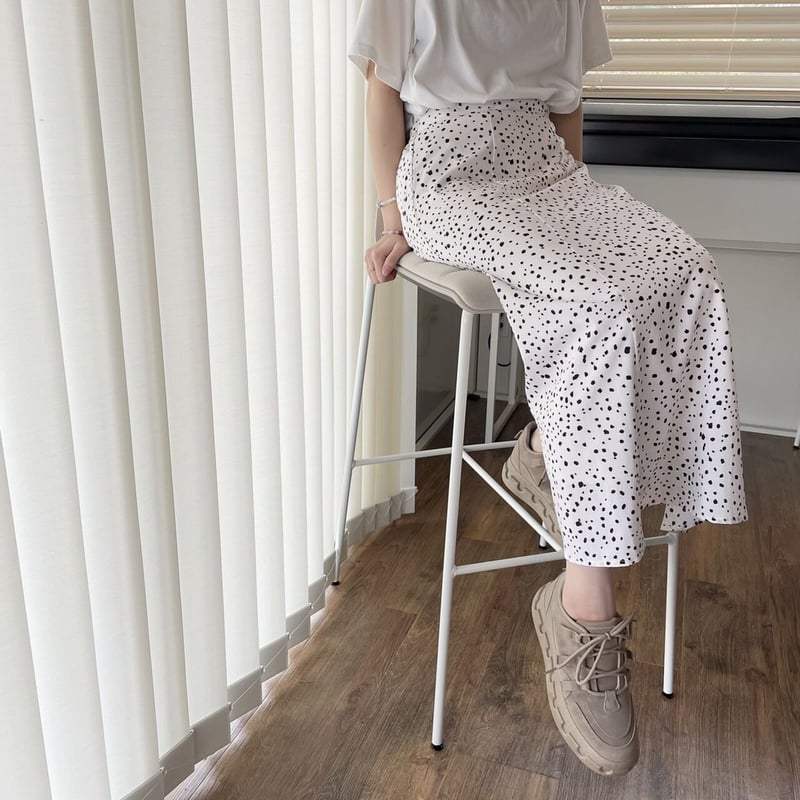 厚底フラットスニーカー BEIGE | Lux by SELENES