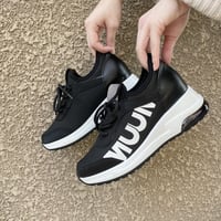 エアーソールレースアップスニーカー　BK/WH