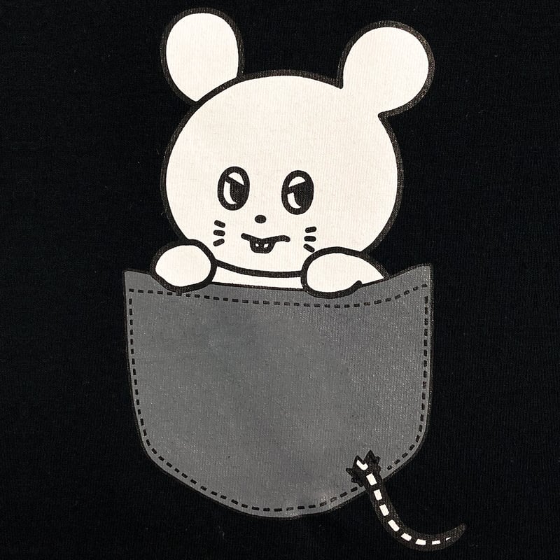 ねずみくんポケット風Tシャツ(ブラック) | KYUSONEKOKAMI OFFICIAL S