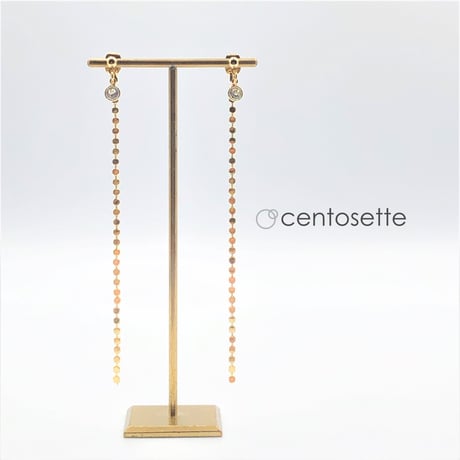 揺れるロングサークルキャッチのプチスワロフスキー3wayピアス