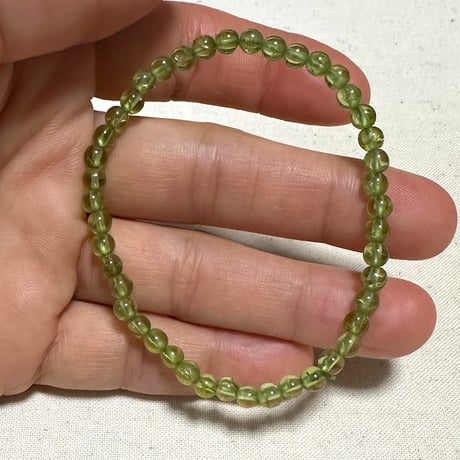 ペリドット（再入荷）