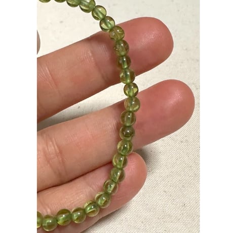 ペリドット（再入荷）