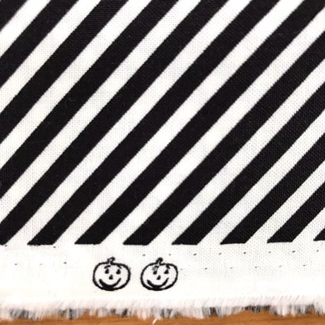 Too Cute To Spook! 22422-11