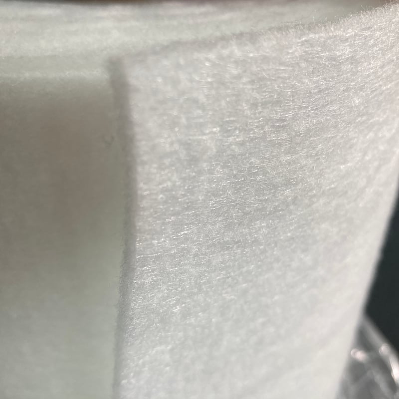 キルト芯　片面接着　厚さ標準　生地 MKM-1 100cm x 20M キルト綿/接着キルト芯］片面接着 ソフトタイプ MKM-1（120g/m2