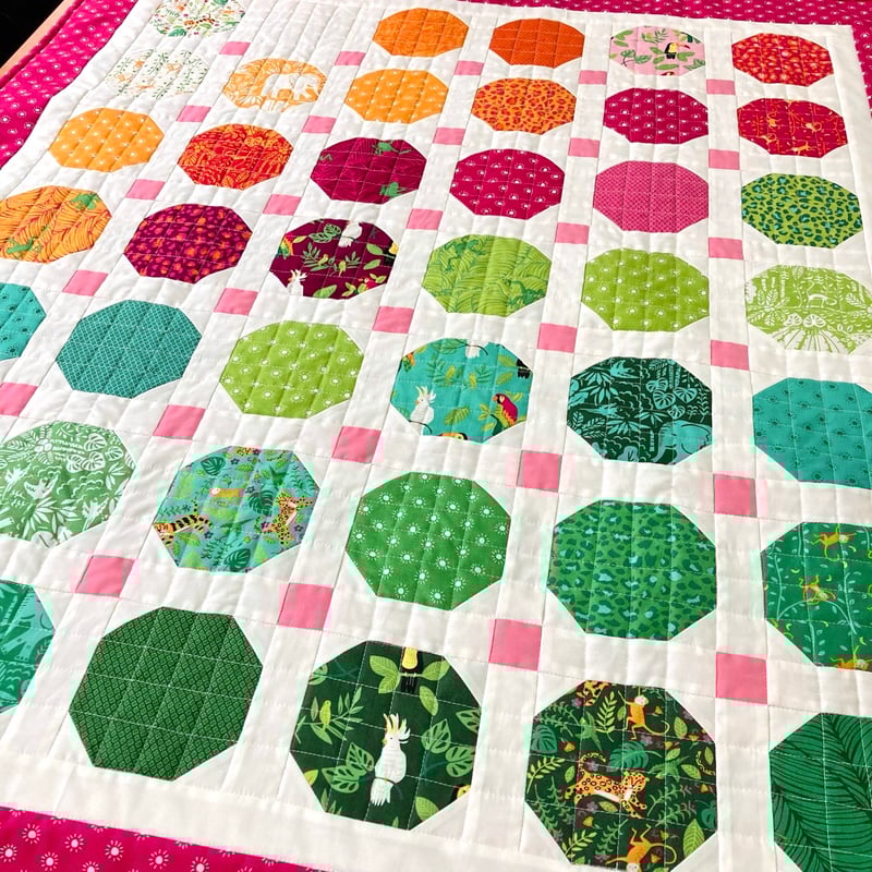 完全オリジナル！ ミシンキルトタペストリー Cotten&Steelスクエア レシピ・ミシン】クロスロードのキルトタペストリー | ぱいな