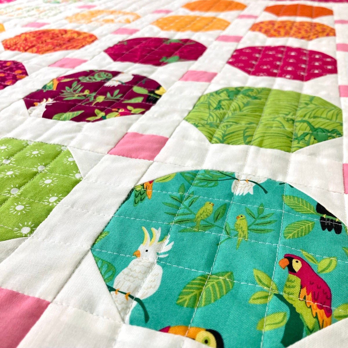 レシピ・ミシン】スノーボールのキルトタペストリー | ぱいな