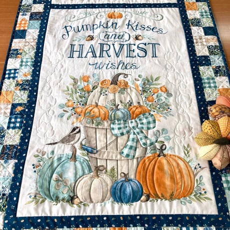 キルト製作キット - Harvest Wishes パネル生地でつくる秋のタペストリー