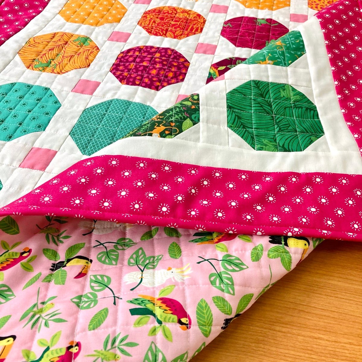 完全オリジナル！ミシンキルトタペストリーCotten&Steelスター fit=scale-down,w=1200