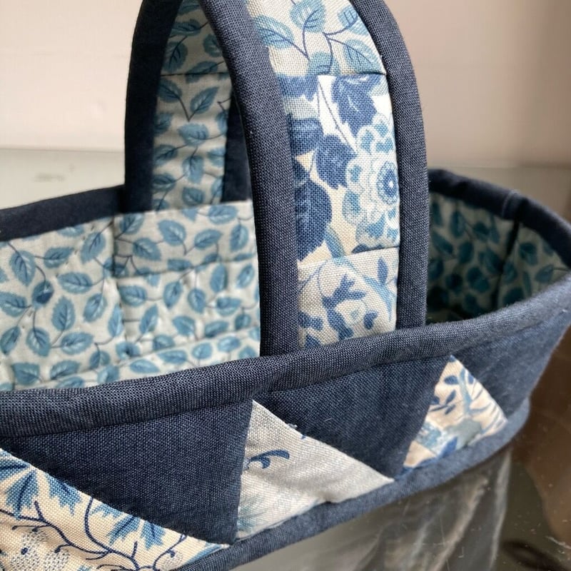 パッチワークキルト布バスケット おしゃれな収納アイテム！パッチワークバスケットのDIY作り方