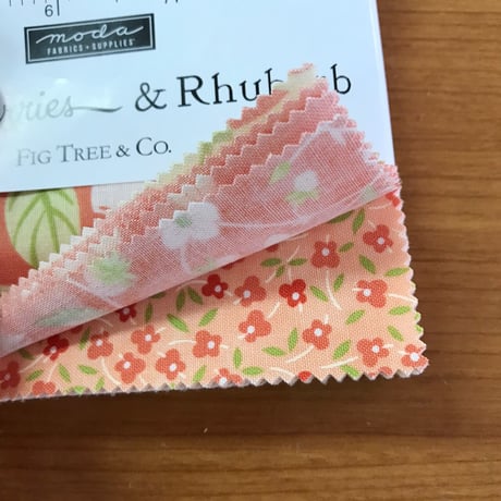 modaチャームパック / Strawberries & Rhubarb