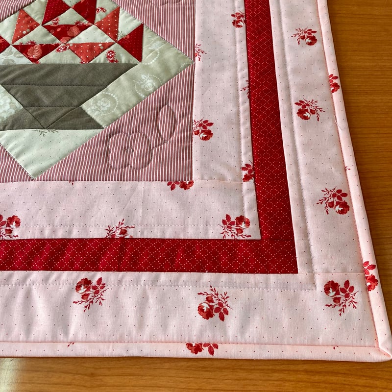 キルト制作キット(ミシン用)- フラワーバスケット 'Ridgewood キルト制作キット(ミシン用)- フラワーバスケット 'Ridgewood