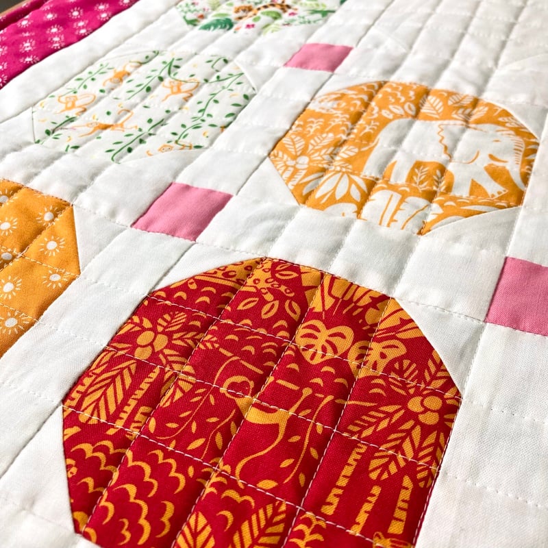 レシピ・ミシン】スノーボールのキルトタペストリー | ぱいな