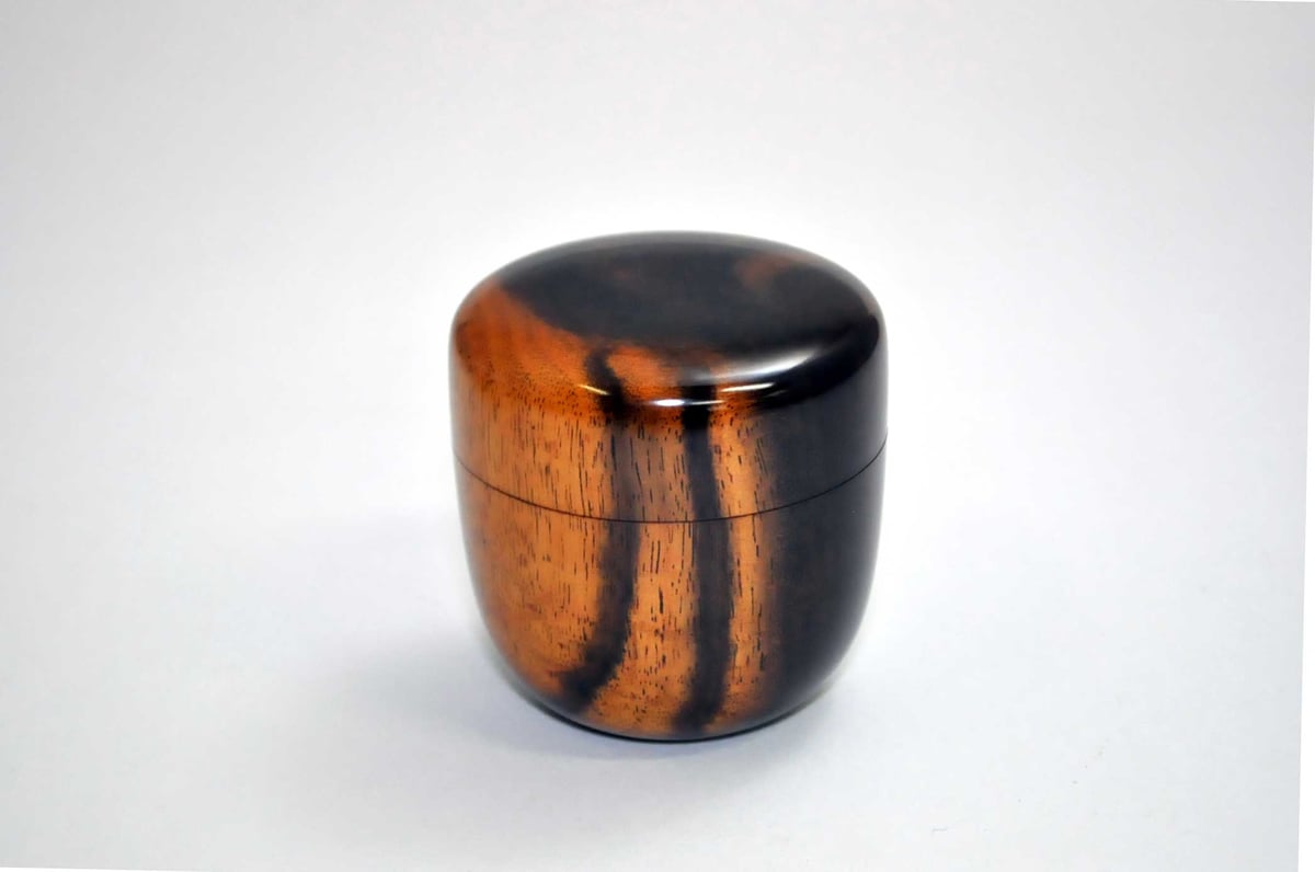 □SR-1182 岩倉秀麿呂作 2.4黒柿大棗 内朱溜（桐箱付） | 嘉匠菴 STORE