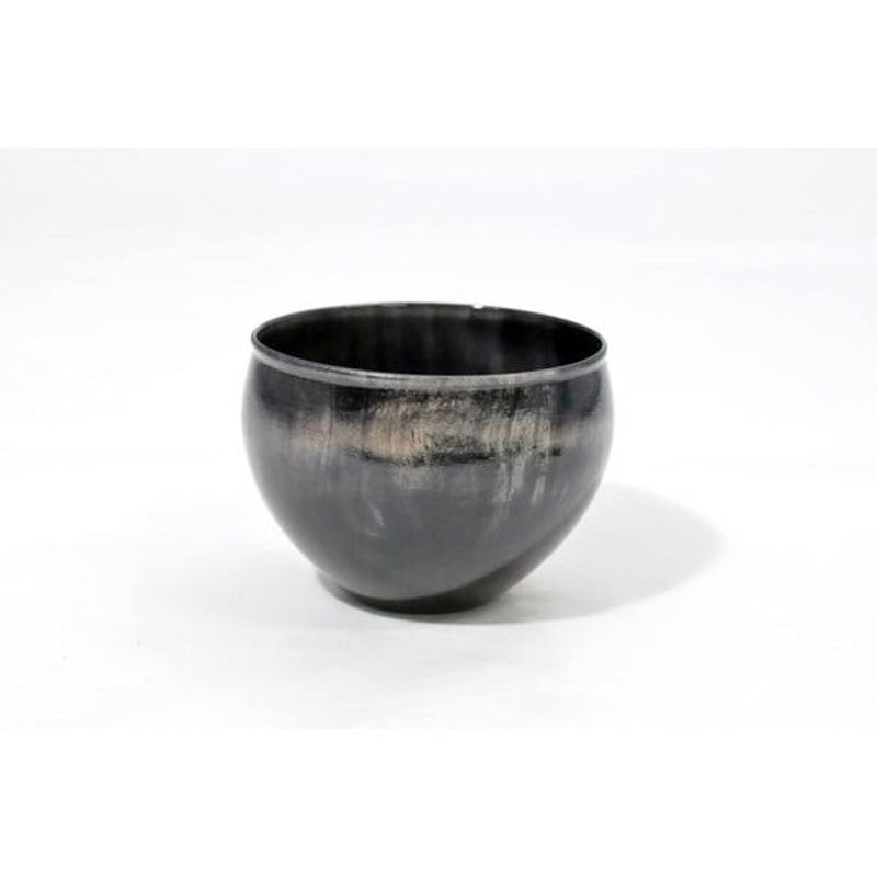 木製栃材を使用したカラフルなぐい呑みです Ochoko Colorful ブラック