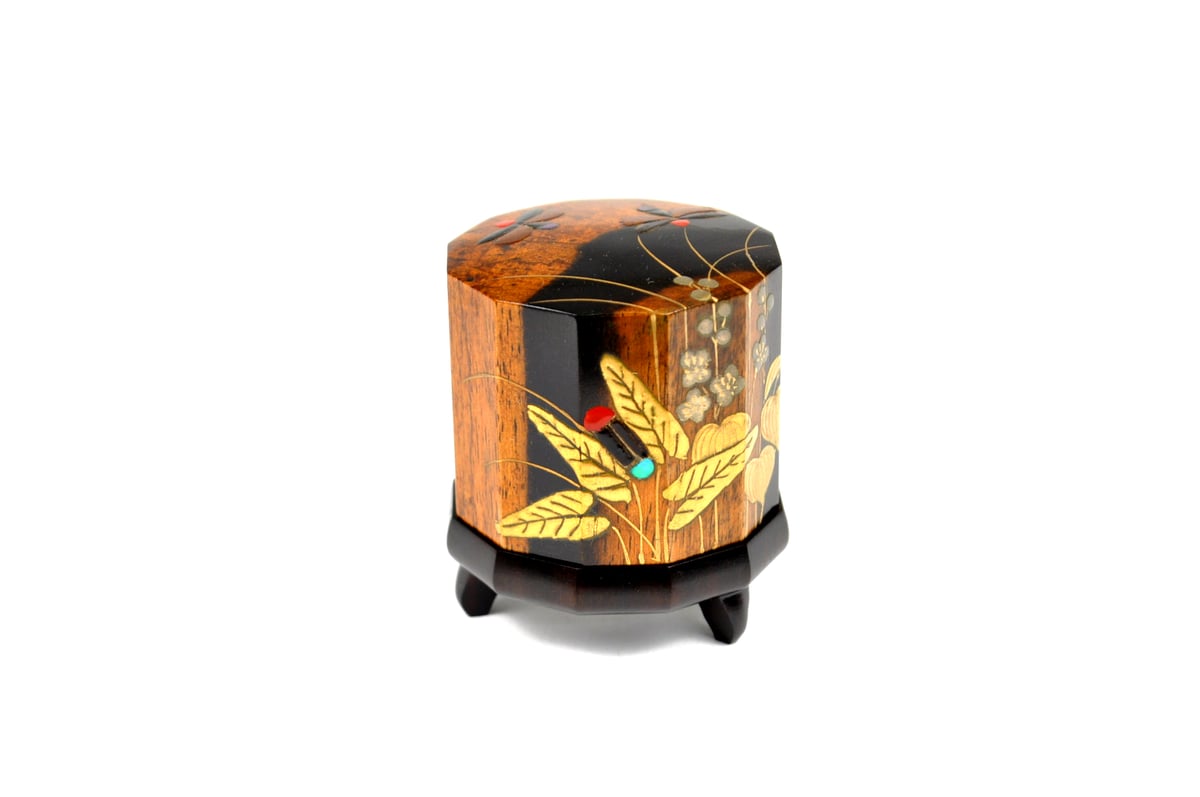□山中漆器 嘉匠菴 中村 孝也作「黒柿12角香合 水草にほたる」な-0150