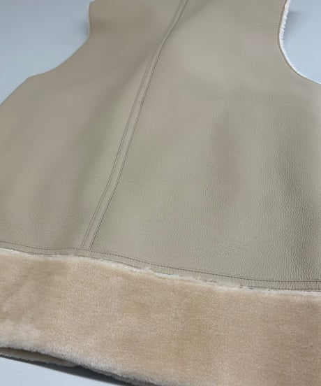 【R2503-BFV857】　Bomber fur vest（1680053）