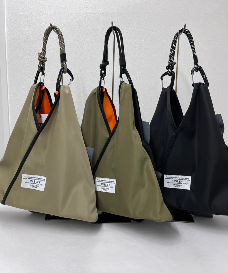 R2603-FPB64】 Large perforated ruffle bag (1741