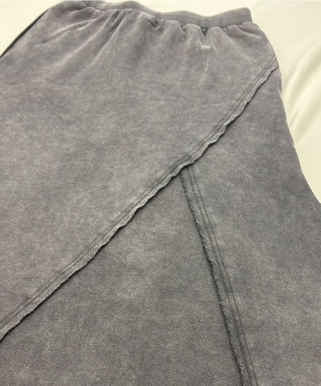 【R2503-LFS860】 Logo flared skirt (1740966）