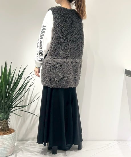 【R2503-RFV830】 Reversible fur vest（1680049）