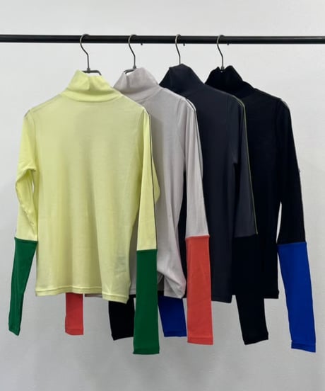 【R2503-SBC886】　Color-blocked turtleneck（1740986）
