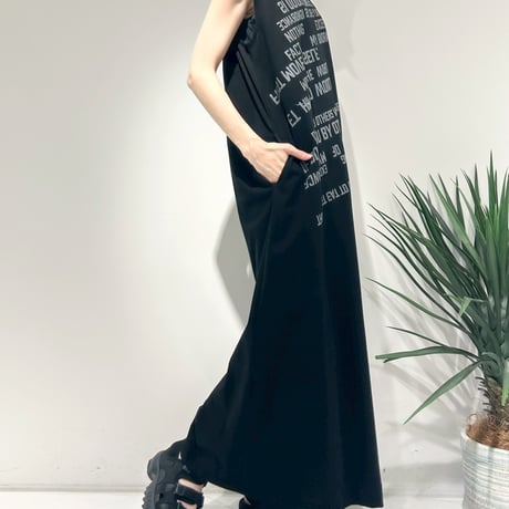 【美品・ほぼ未使用】Risley バイカラートップス F 光沢 配色 美品】Risley バイカラー トップス 光沢 配色 試着のみ フリーサイズ