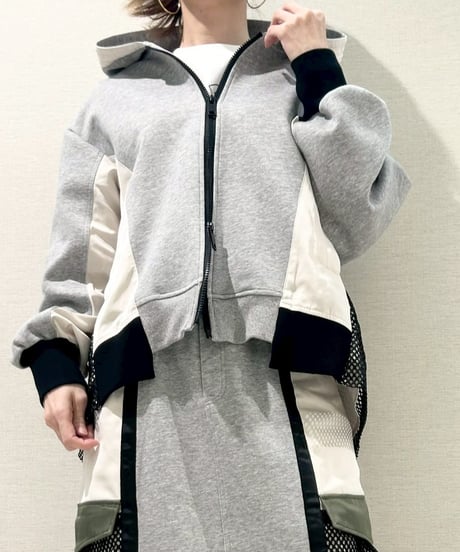 【R2601-BMP916】 Back mesh hoodie（1741022）