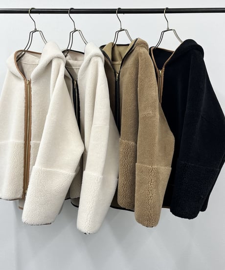 【R2303-RBP527】Reversible boa hoodie (1680026)