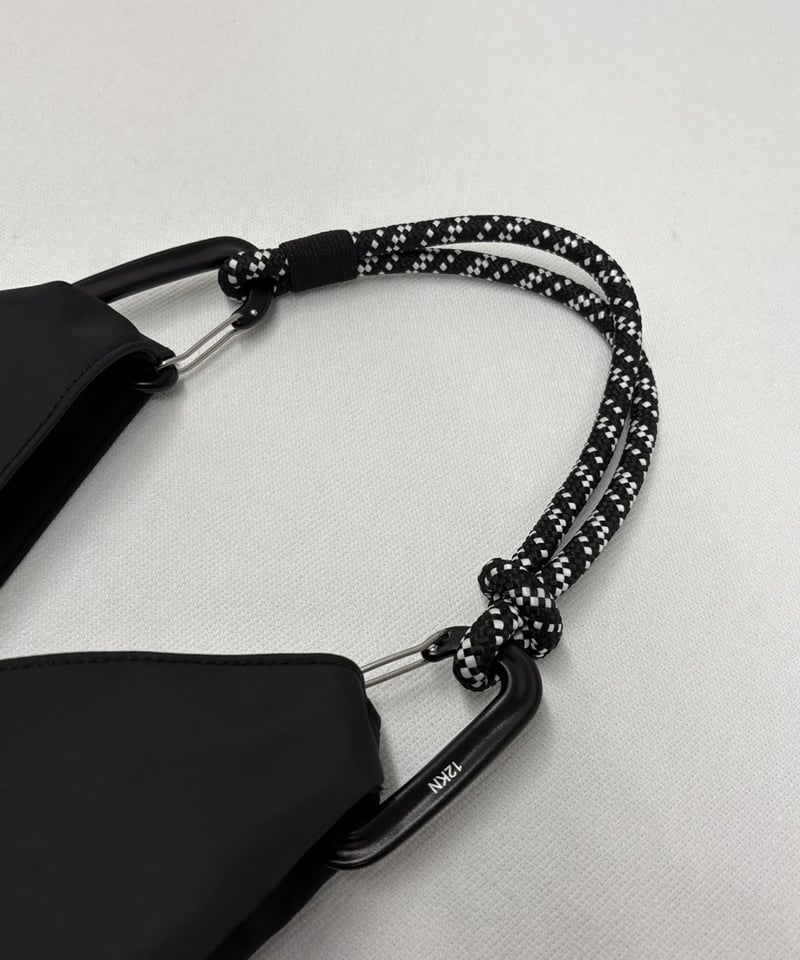 R2601-TFB37】Triangle mini bag with frills（1740