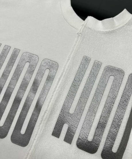 【R2503-FBL907】 Logo sweat (1741018）