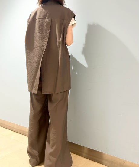 【R2601-TJK970】 Detachable sleeves jacket  (1741085）