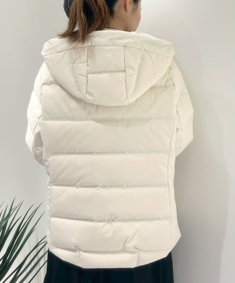 【R2403-DJK681】 Seamless down jacket (1680036）