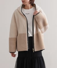 【R2303-RBO544】Reversible bicolor boa hoodie (1680030)